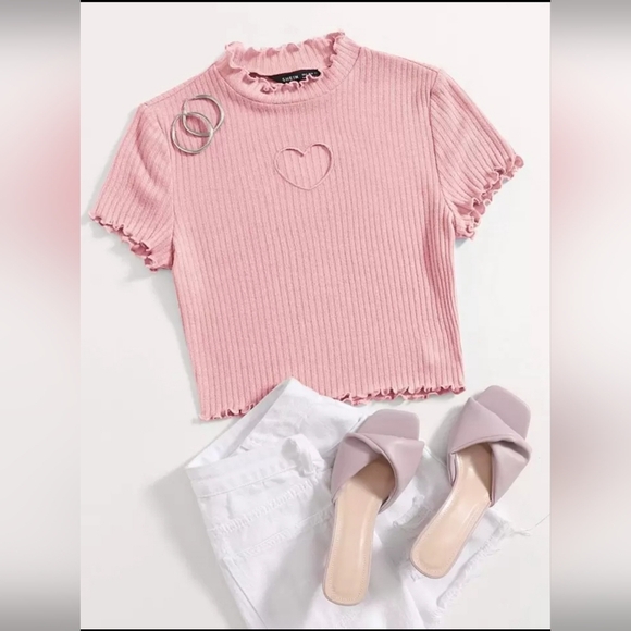 NWT SHEIN EZwear Salmon Pink Heart Cutout Crop Top Size Small - Picture 1 of 16